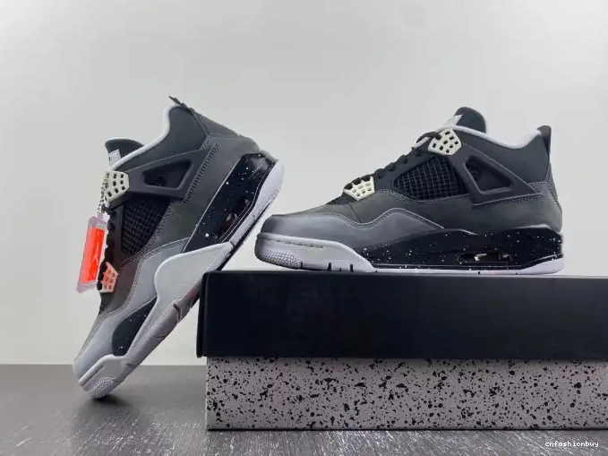 626969-030 (2013) 4 Retro Fear Jordan Pack 0621